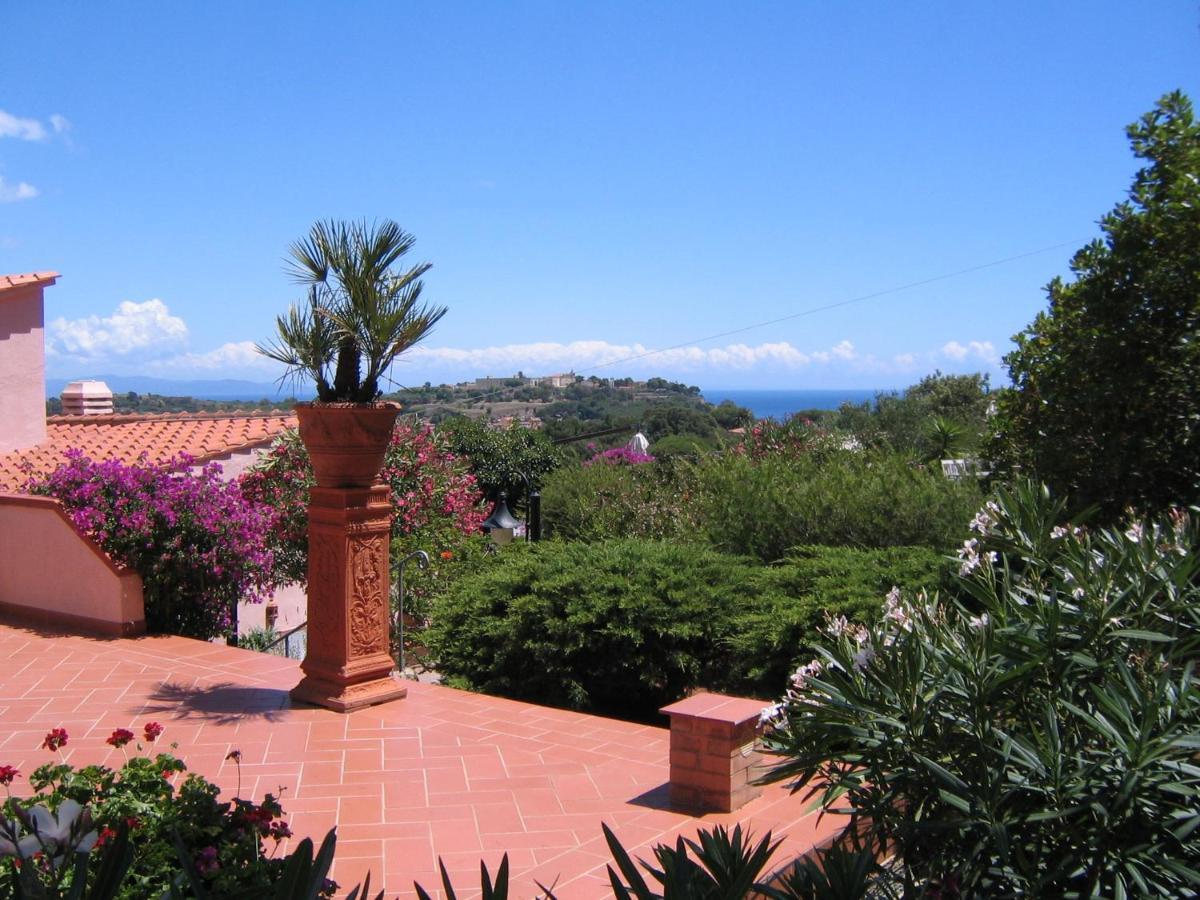 Studio-Appartment In Landhaus Mit Meerblick Porto Azzurro Kültér fotó