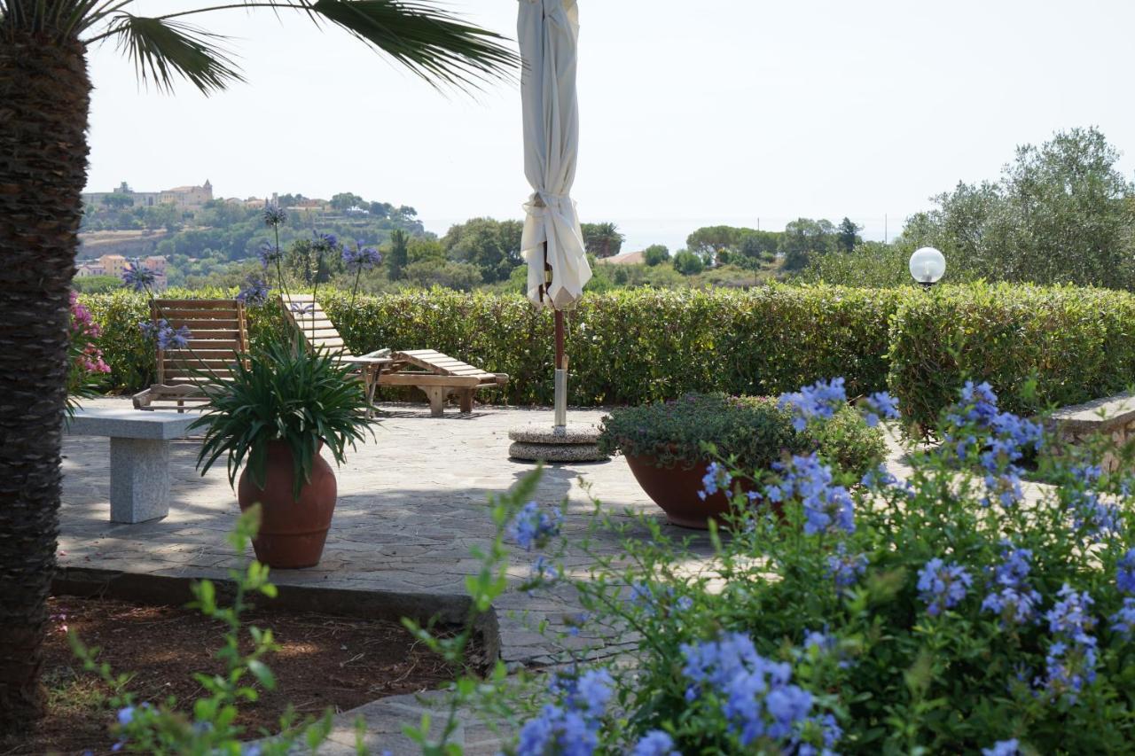 Studio-Appartment In Landhaus Mit Meerblick Porto Azzurro Kültér fotó