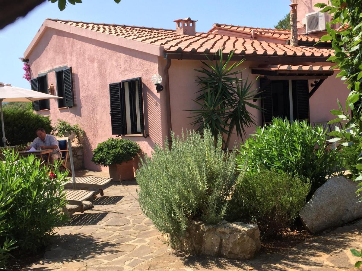 Studio-Appartment In Landhaus Mit Meerblick Porto Azzurro Kültér fotó